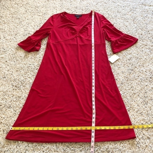 🆕 Gorgeous red bell sleeve v neck midi dre… - Picture 8 of 13